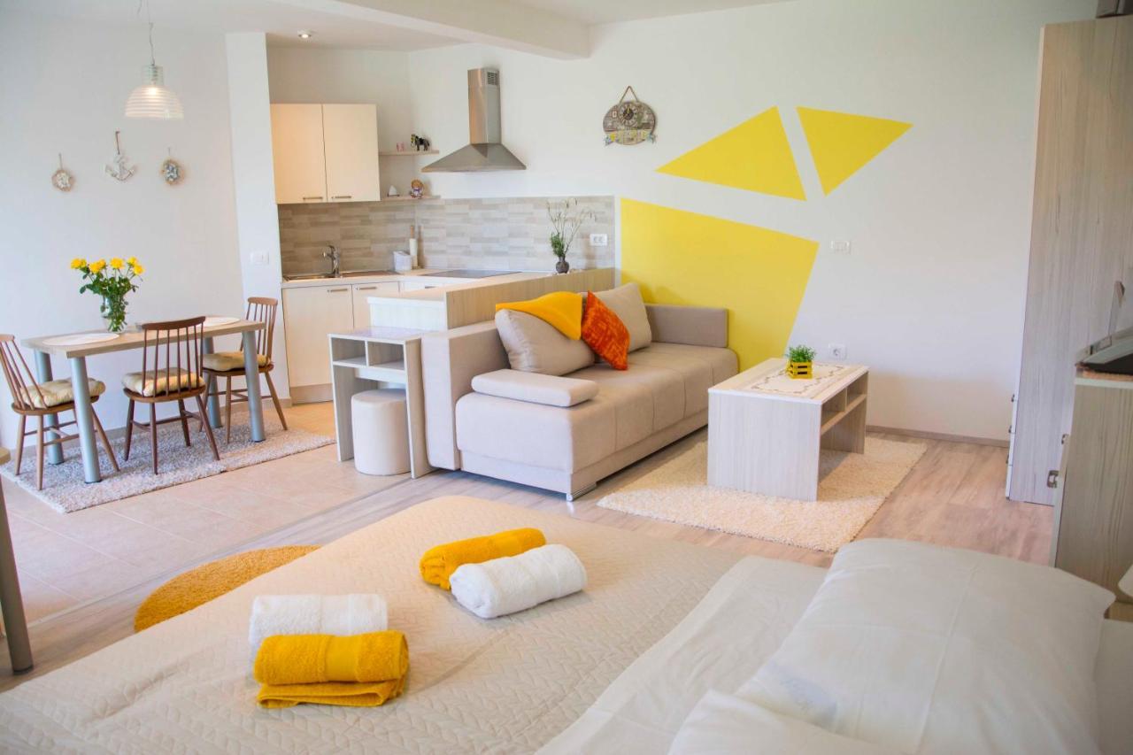 Vila Palma - App Palma & Room Figa Ankaran Eksteriør bilde