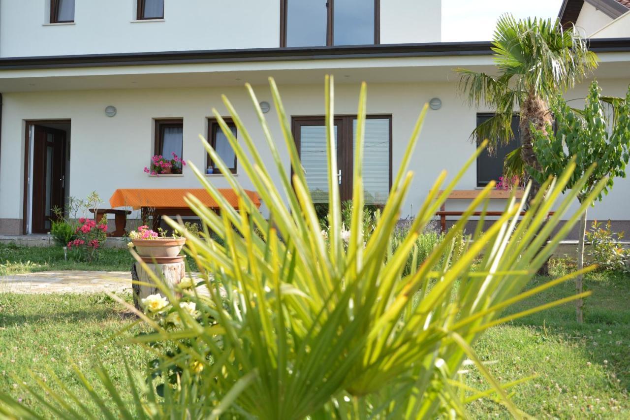 Vila Palma - App Palma & Room Figa Ankaran Eksteriør bilde
